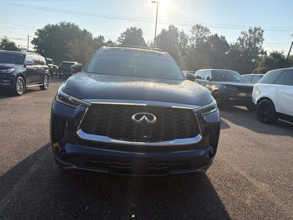 Certified Used 2023 Blue INFINITI Sensory image 2