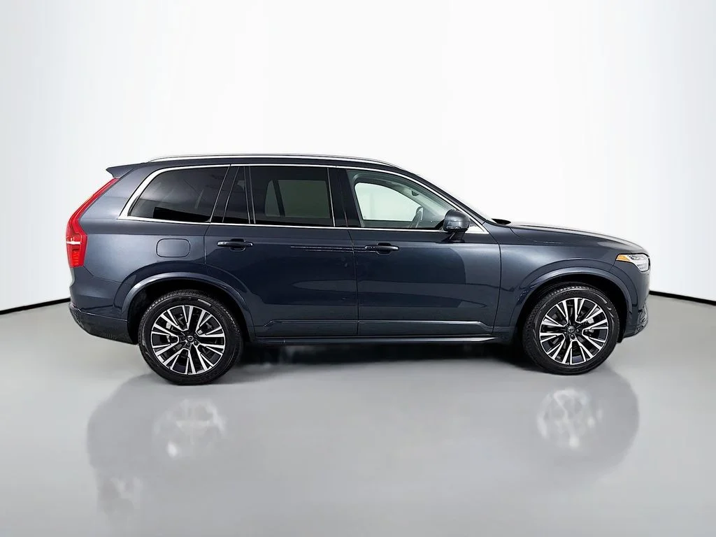 Used 2022 Gray Metallic Volvo T6 Momentum image 8