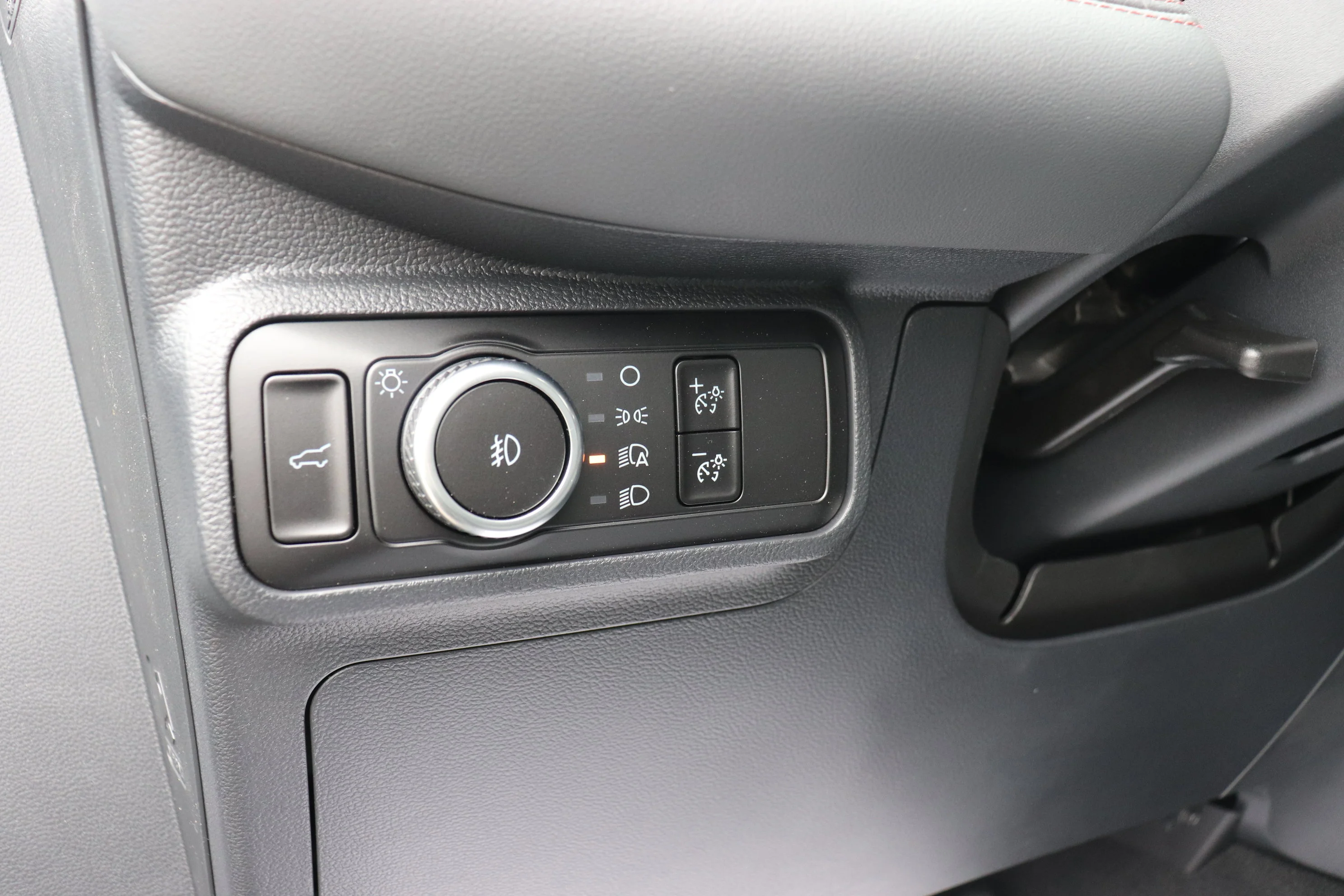 New 2026 AGATE BLACK Ford Active w/200A Pkg image 12