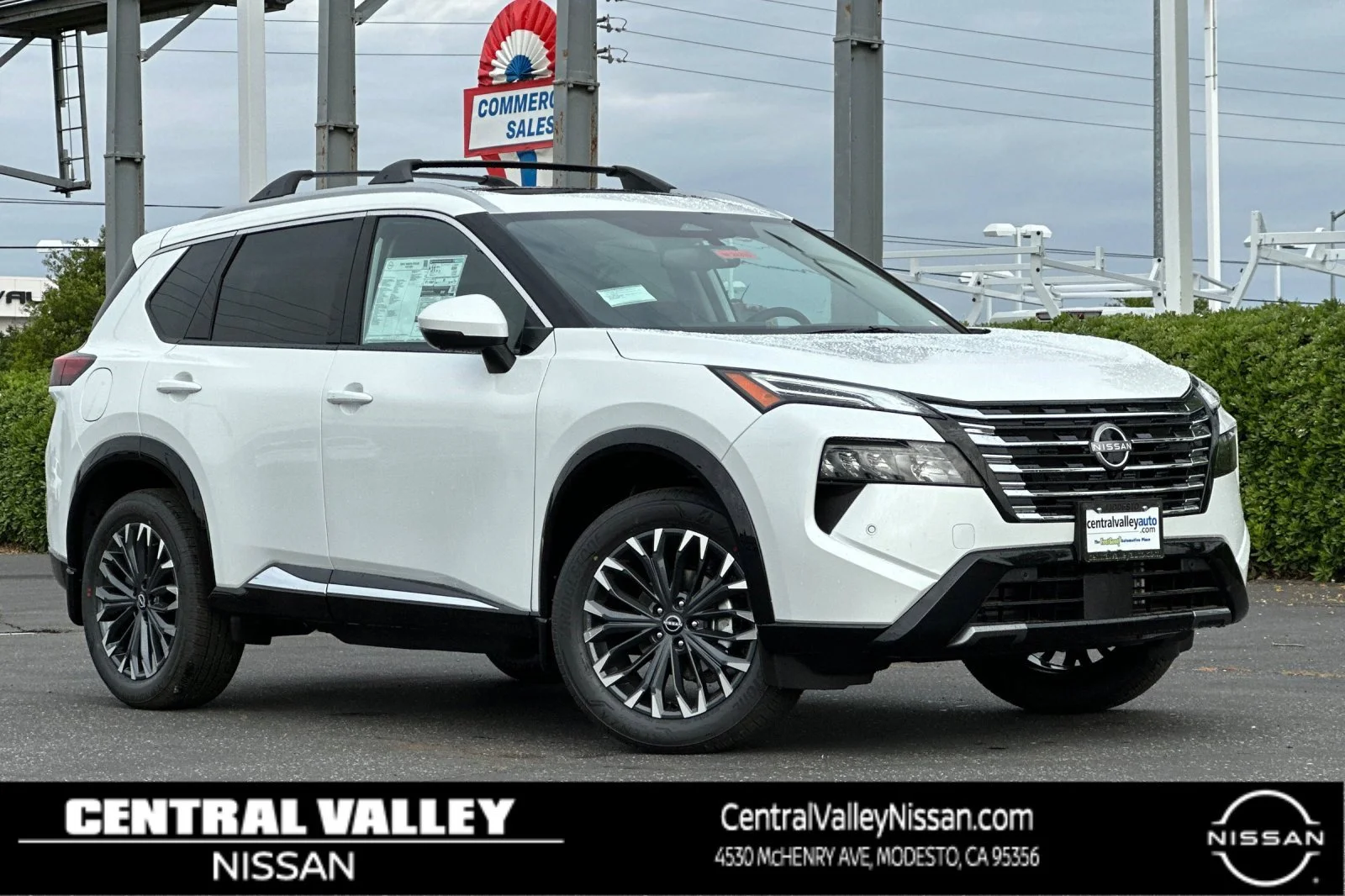 2026 Nissan Rogue Platinum AWD's photo