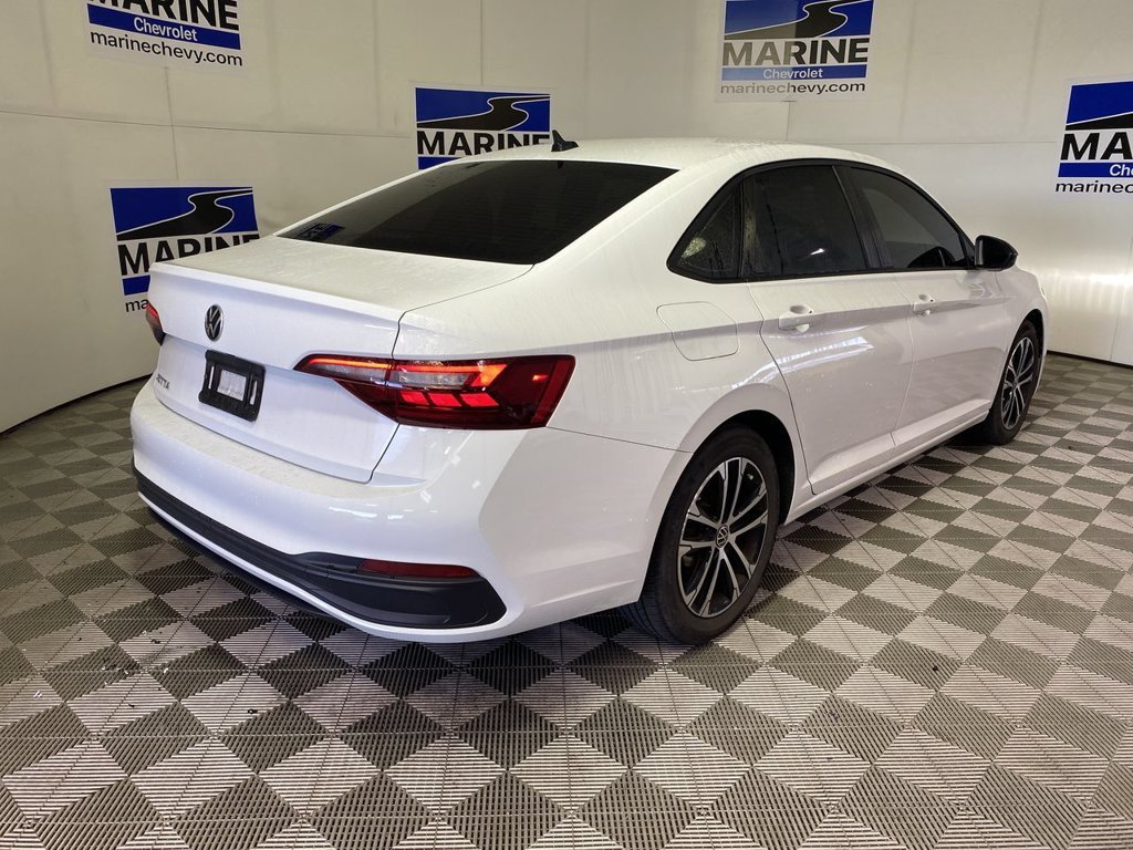 Used 2023 White Volkswagen 1.5T Sport image 16