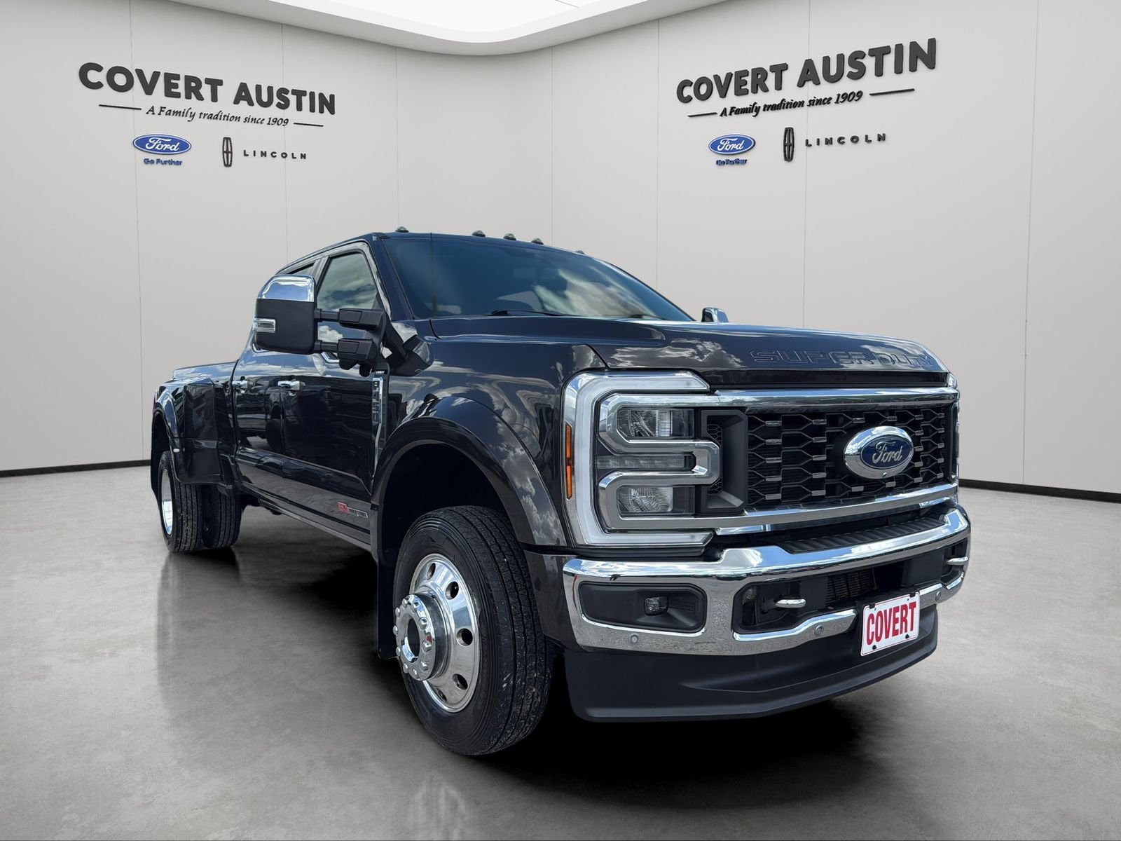 Used 2024 Brown Ford Lariat image 7
