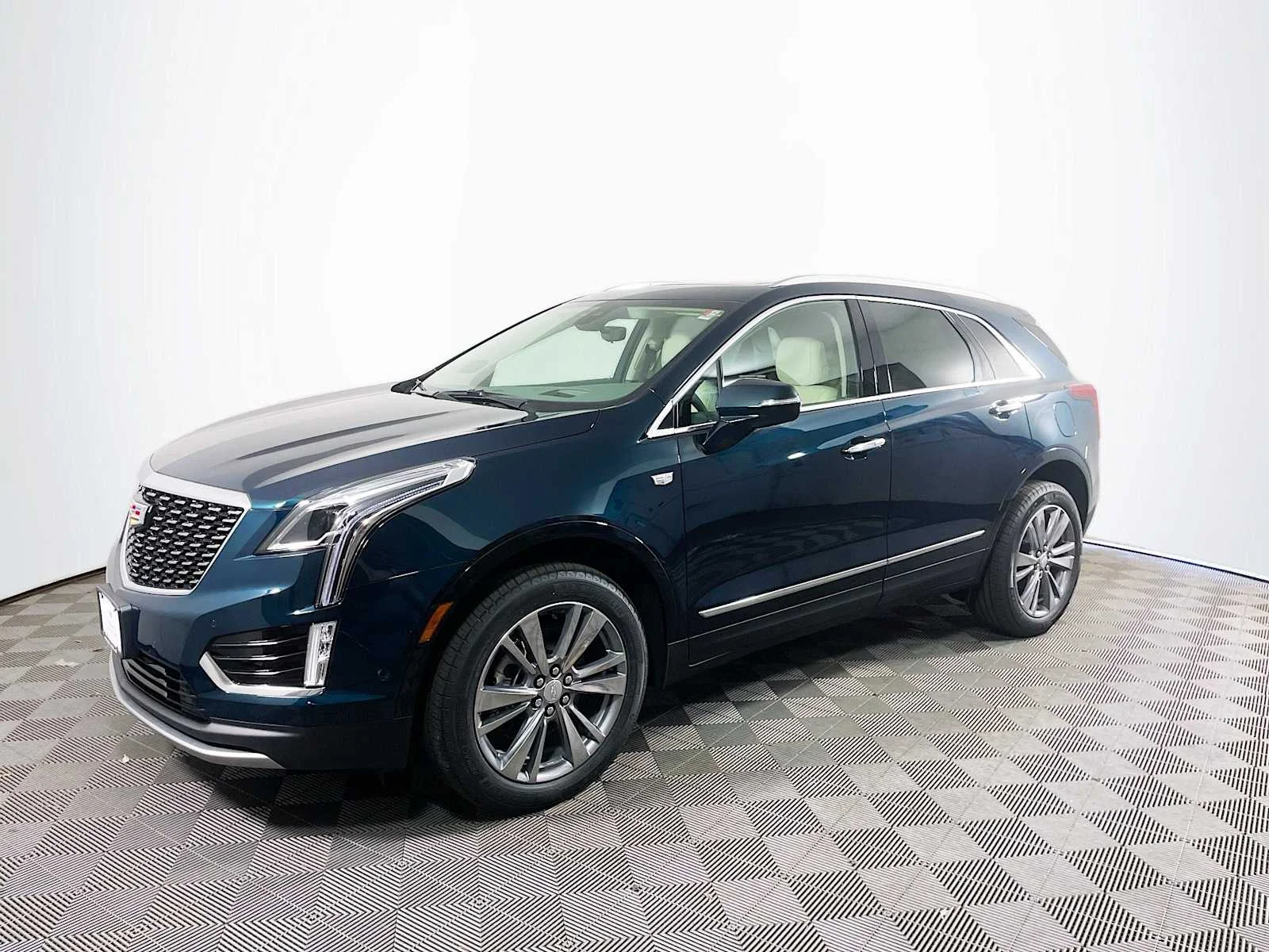 2026 Cadillac XT5 FWD Premium Luxury's photo