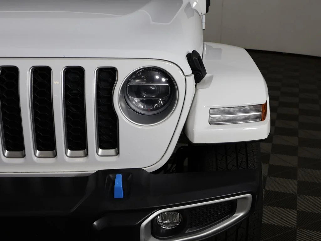 Used 2022 Bright White Clearcoat Jeep Unlimited Sahara 4xe image 11