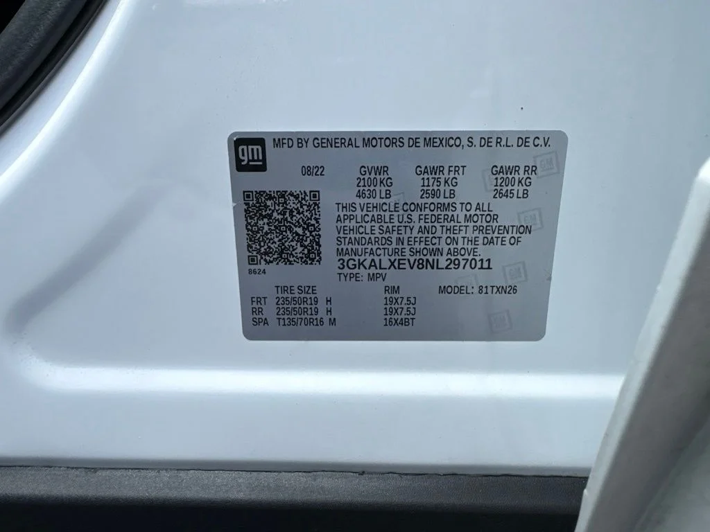 Certified Used 2022 Summit White GMC Denali image 14