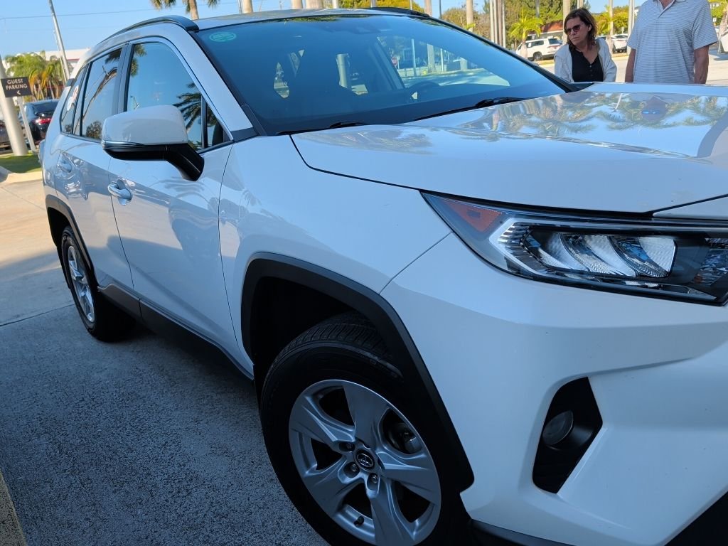 2019 Toyota RAV4 XLE