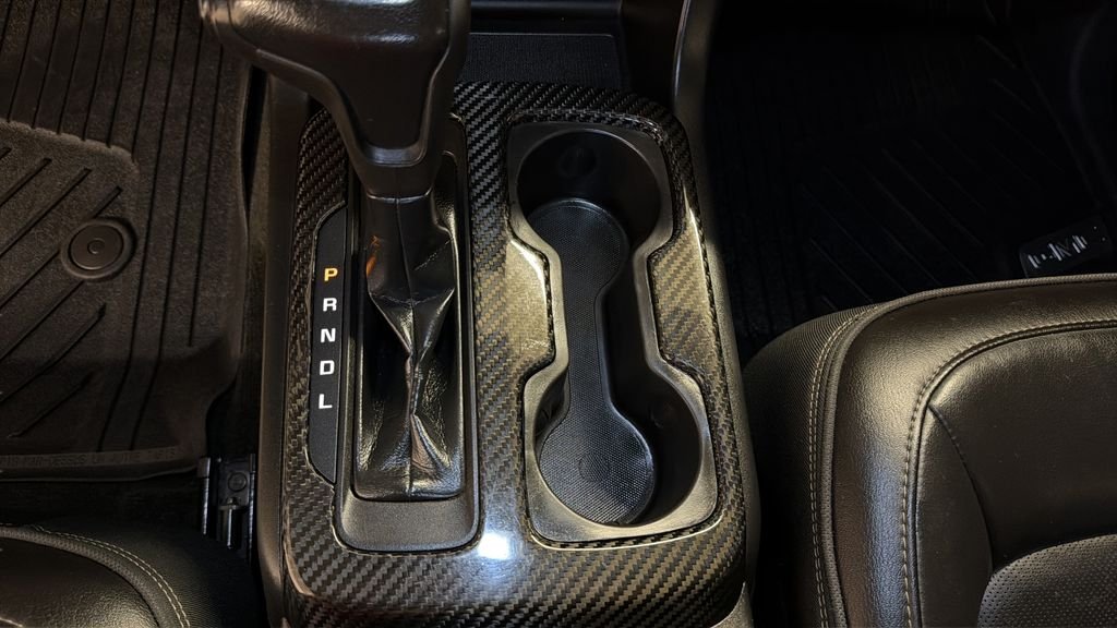 Used 2018 Black GMC Denali image 21