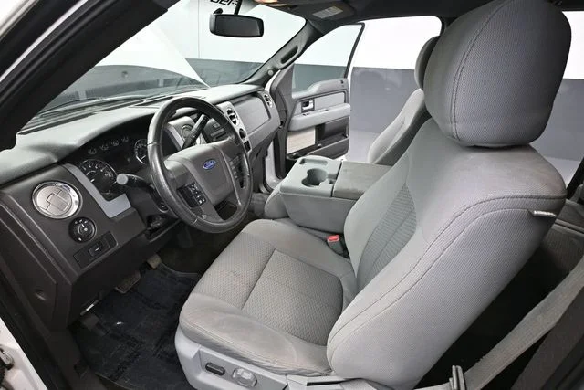 Used 2012 White Ford XLT image 22
