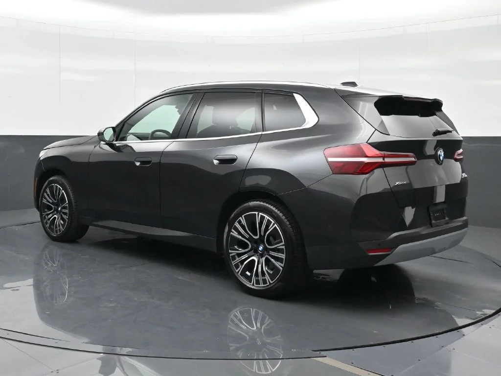 New 2026 Dark Graphite Metallic BMW 30 xDrive image 3