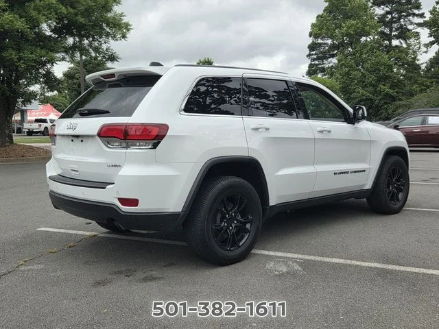 Used 2022 White Jeep Laredo E image 5