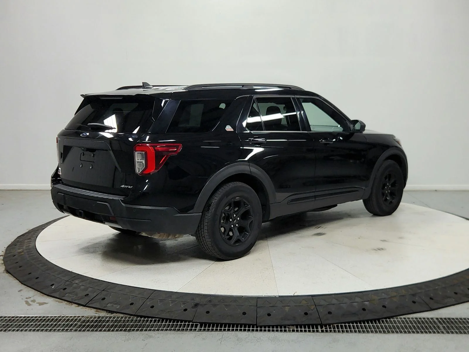Used 2022 Black Ford Timberline image 8