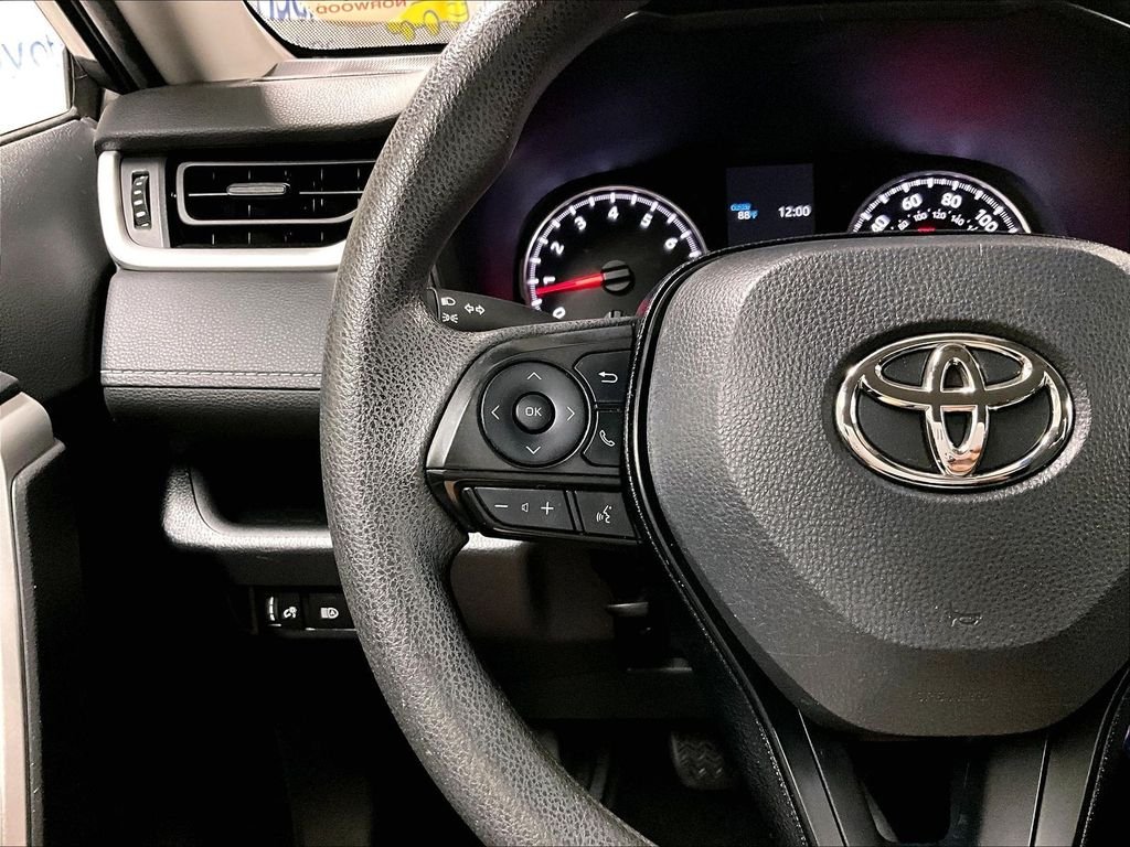 Used 2020 Gray Toyota LE image 22