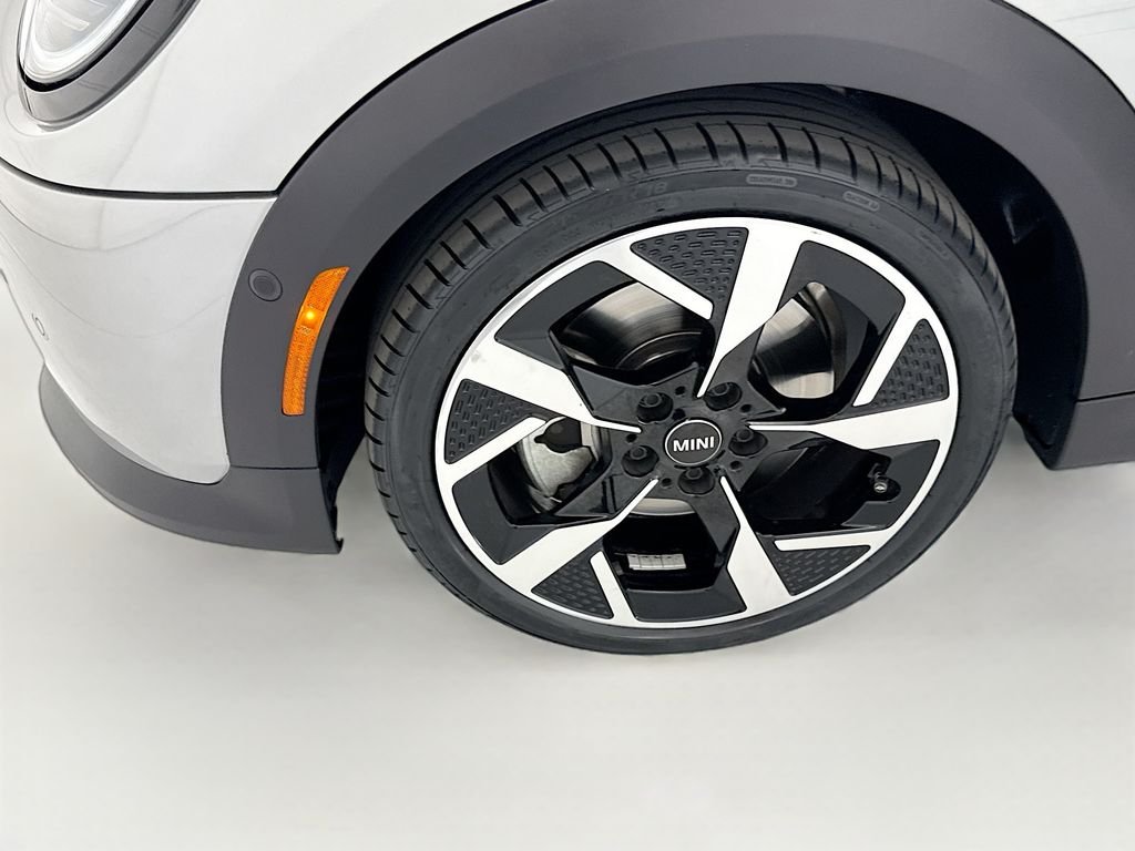 2025 MINI Hardtop 2 Door S - Photo 29