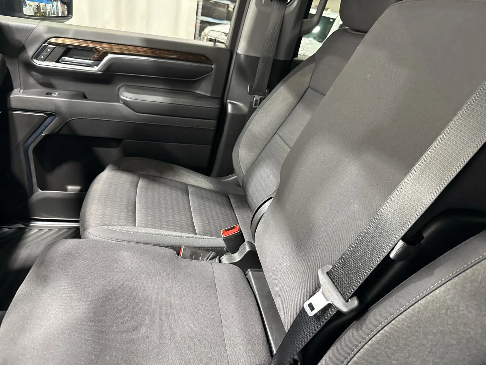 Certified Used 2024 Summit White GMC SLE image 22