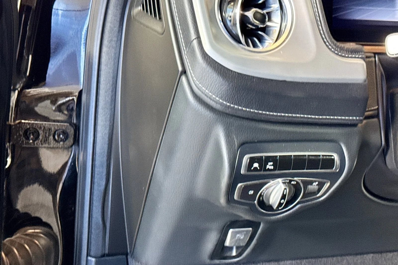 Used 2023 Obsidian Black Metallic Mercedes-Benz AMG® G 63 image 10