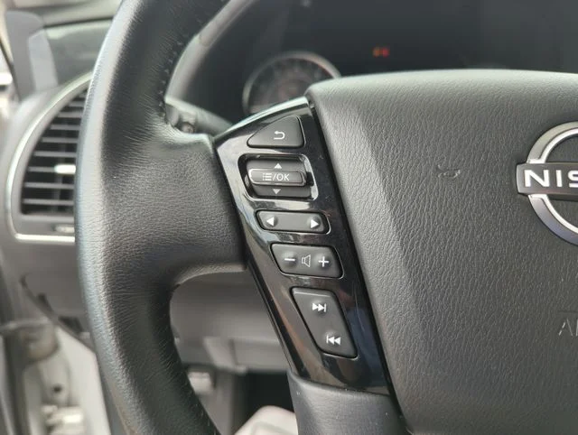 Used 2022 Silver Nissan SV image 39