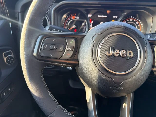 New 2027 Black Clear-Coat Paint Jeep Rubicon X image 29