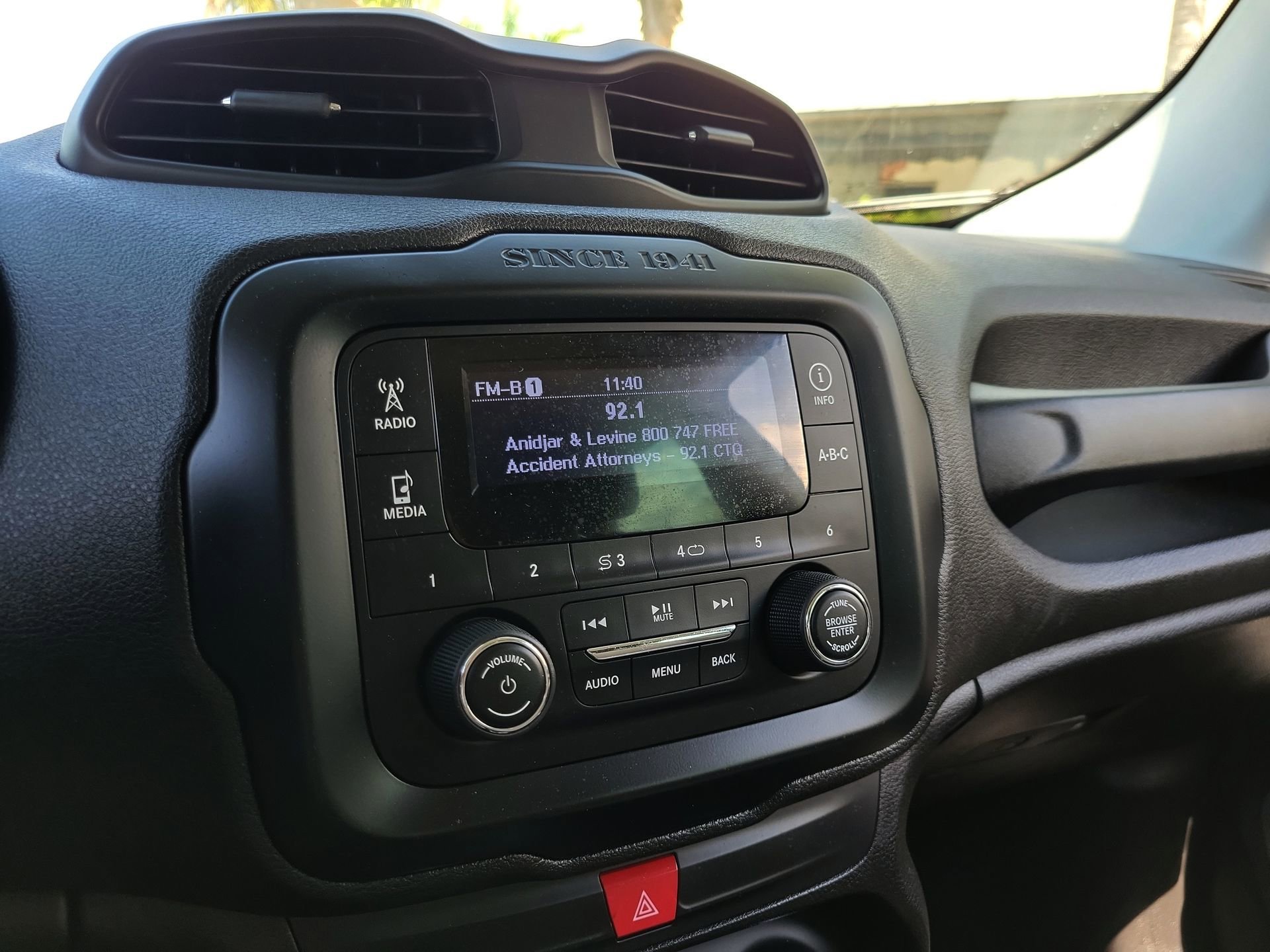 Used 2017 Hypergreen Clearcoat Jeep Sport image 21