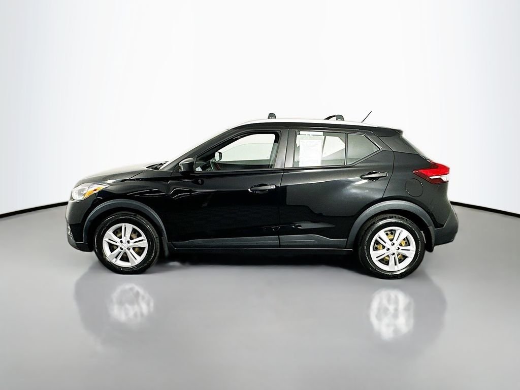 Used 2019 Super Black Nissan S image 5