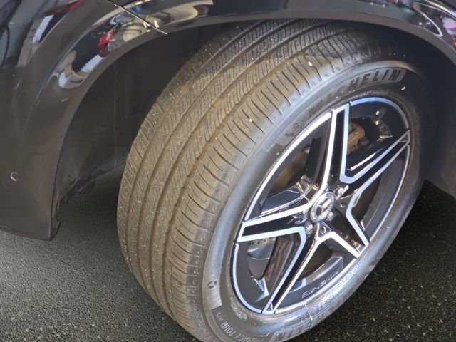Used 2024 Black Mercedes-Benz GLE 350 image 35