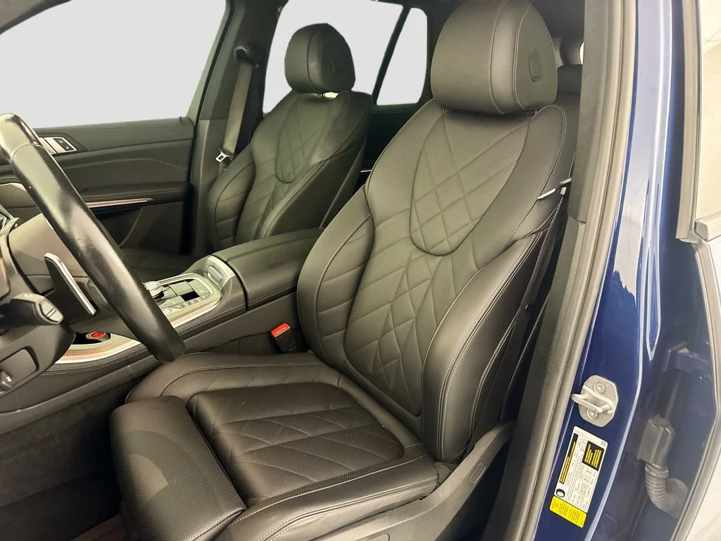 Used 2023 Blue BMW sDrive40i image 22