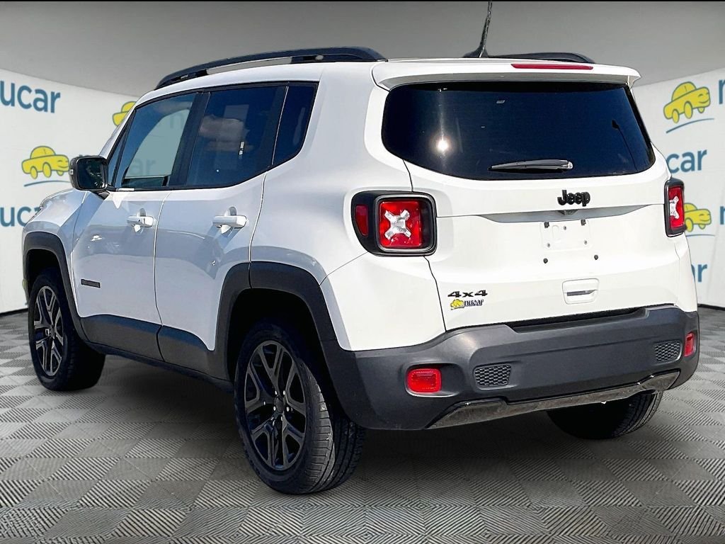 Used 2022 Alpine White Clearcoat Jeep Altitude image 4