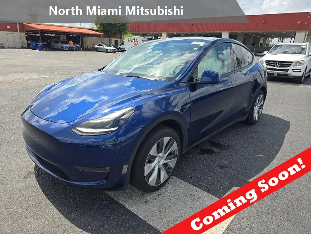 2023 Tesla Model Y Rear Wheel Drive's photo