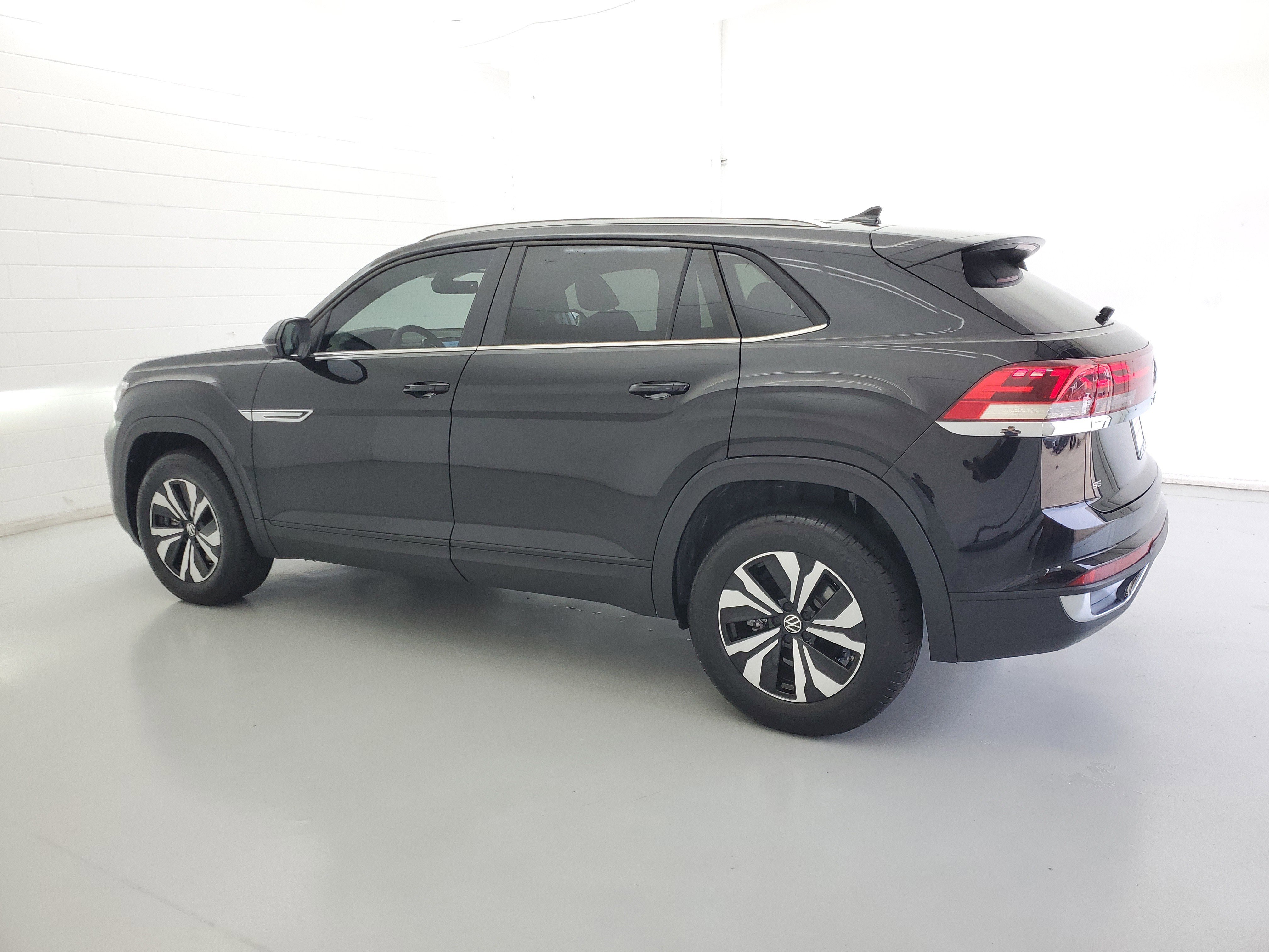 2026 Volkswagen Atlas Cross Sport SE - Photo 7