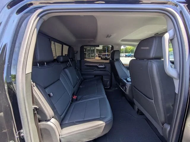 Used 2023 Onyx Black GMC Denali image 36
