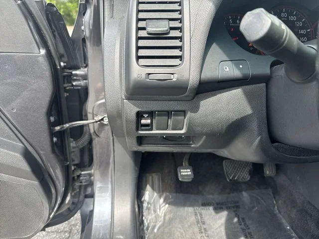 Used 2009 Gray Nissan 2.5 SL image 22