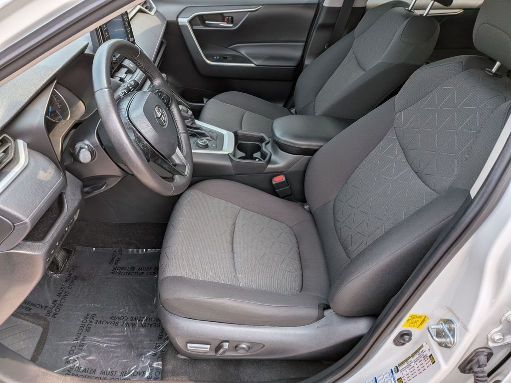 Used 2021 White Toyota XLE image 16