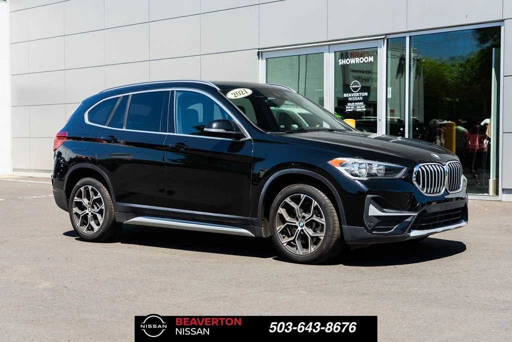 Used 2021 Black BMW xDrive28i image 1