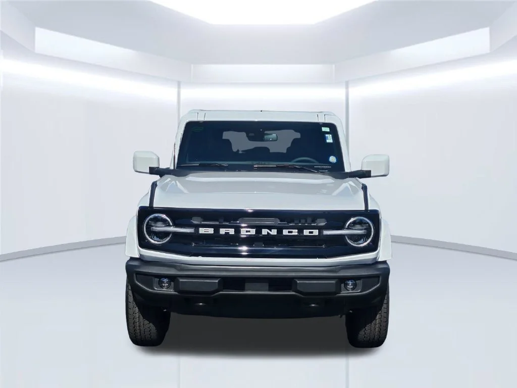 New 2026 White Ford Outer Banks image 17