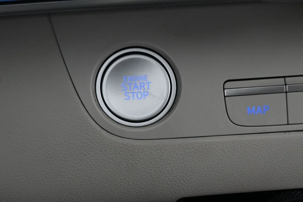 Used 2023 Blue Hyundai Limited image 28