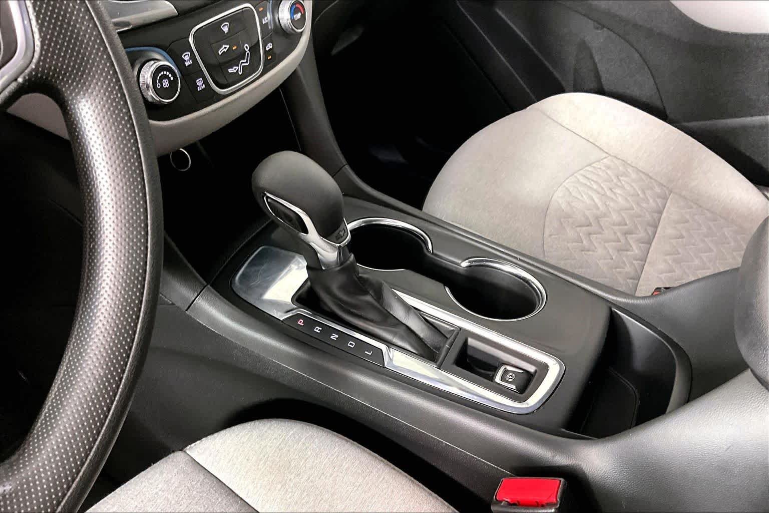 Used 2023 SUMMIT WHITE Chevrolet LS image 15