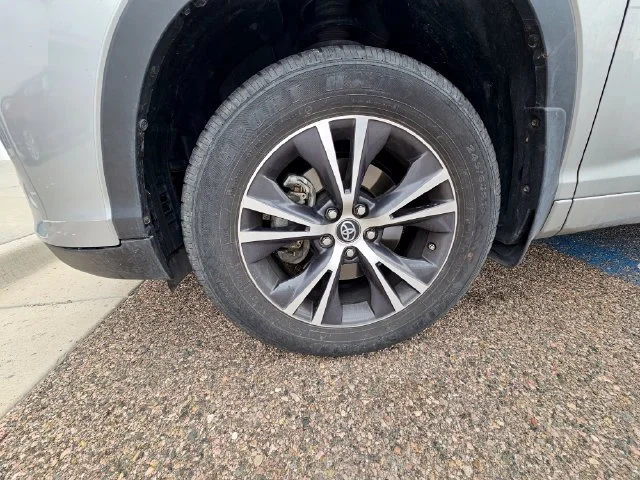 Used 2018 Celestial Silver Metallic Toyota LE Plus image 21