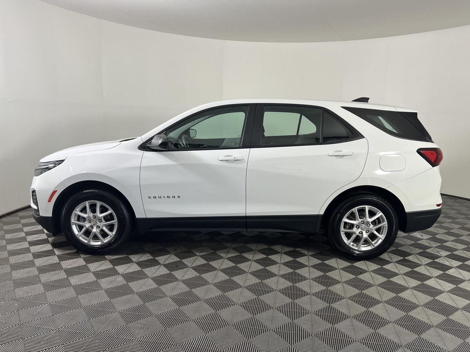 Used 2024 Summit White Chevrolet LS image 24