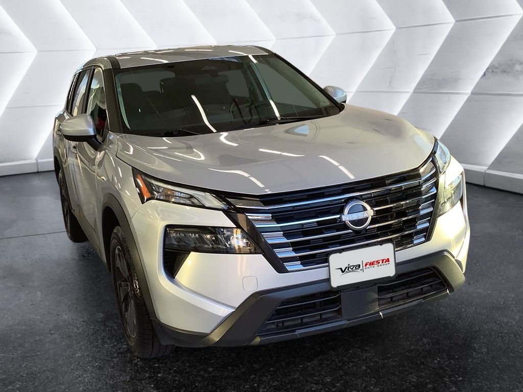 2025 Nissan Rogue SV FWD's photo