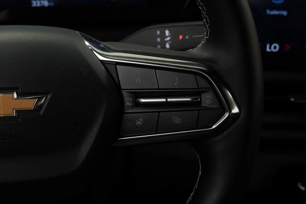 New 2026 Summit White Chevrolet LT - Extended Range image 19