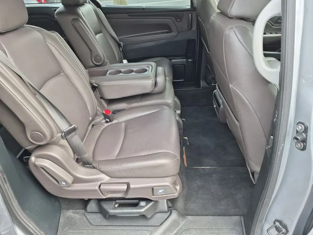 Used 2024  Honda EX-L image 30