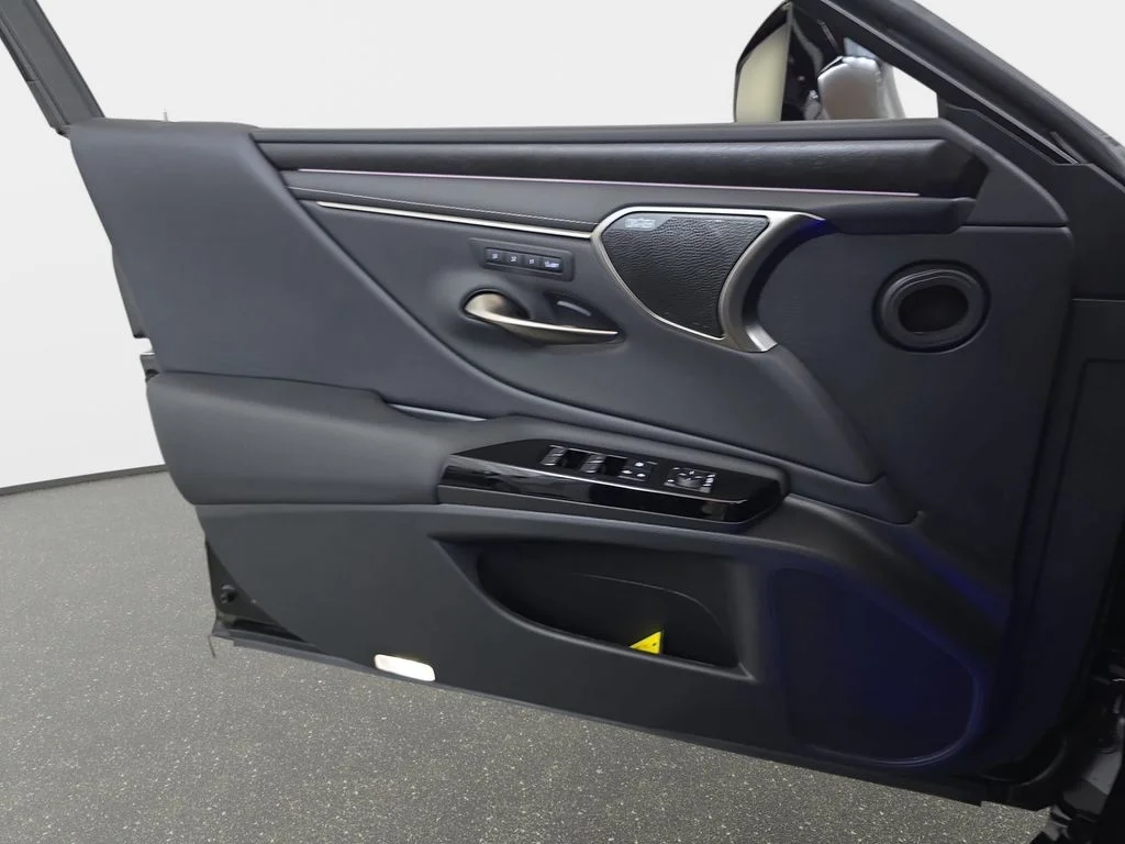 Certified Used 2025 Black Lexus 300h Luxury image 28