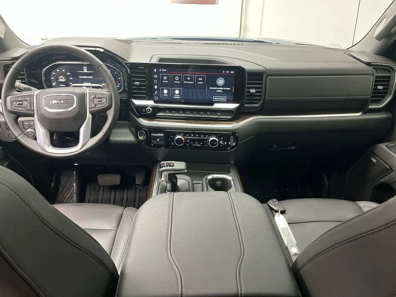 Used 2026 Blue GMC Elevation image 4