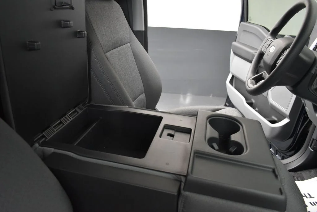 2025 Ford F-250 Super Duty XL - Photo 25