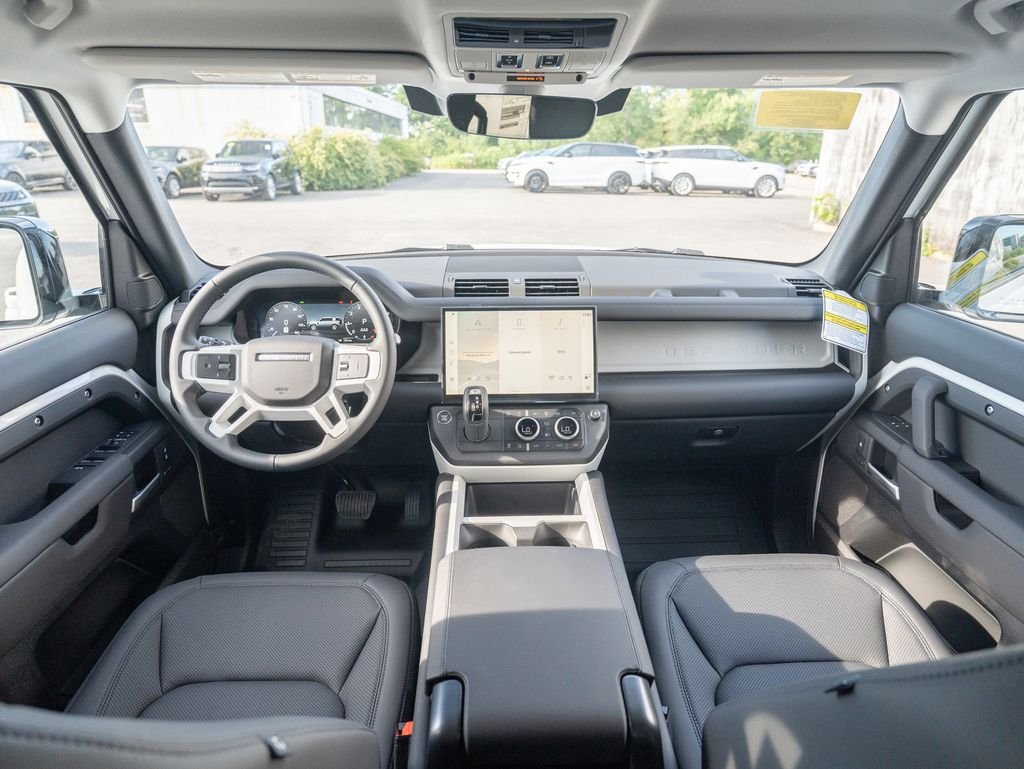 New 2026 Fuji White Land Rover S image 17