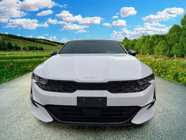 Used 2024 White Kia GT-Line image 2