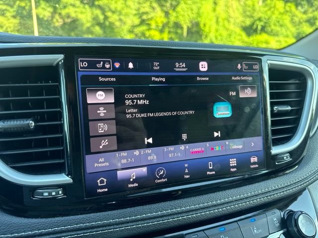 Used 2021 Gray Chrysler Touring L image 20
