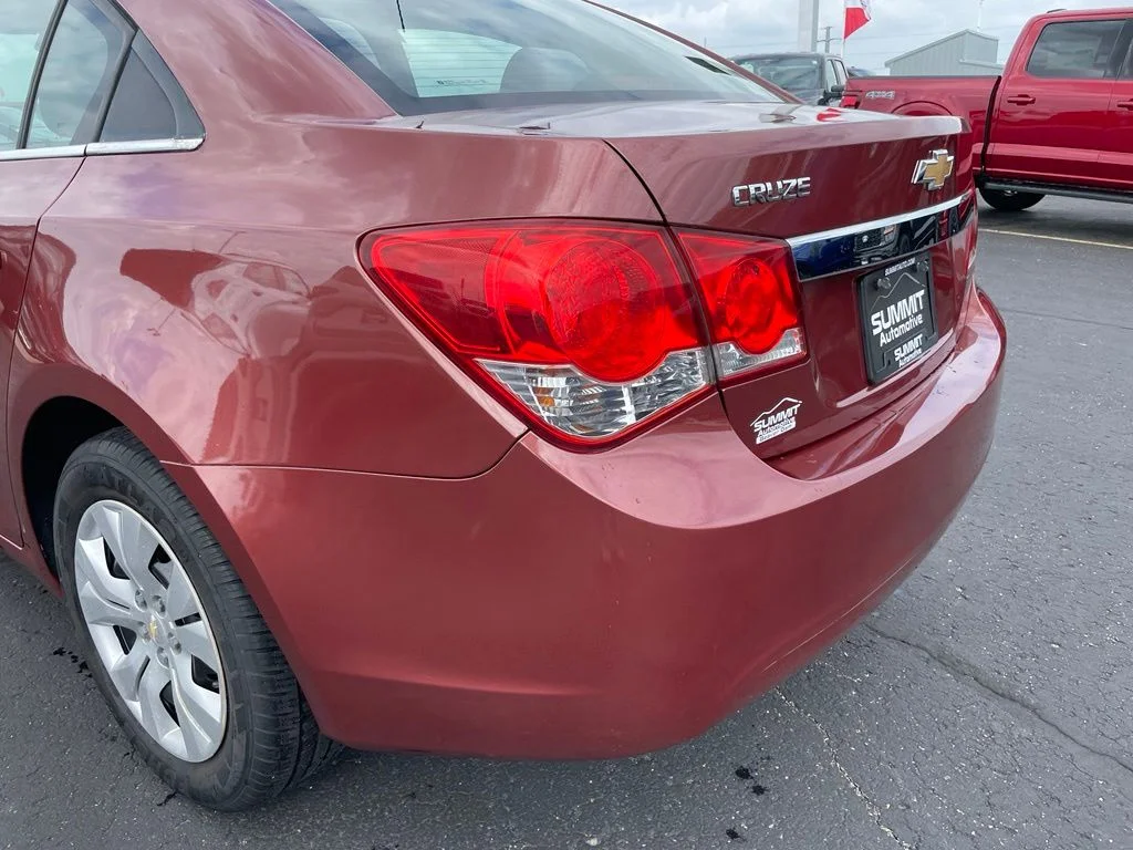 Used 2012 Autumn Metallic Chevrolet LS image 24