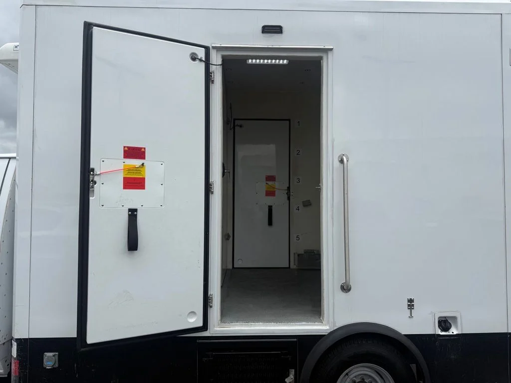 Used 2023 White Ford Base image 31
