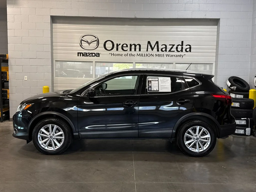 Used 2019 Black Nissan SV image 25