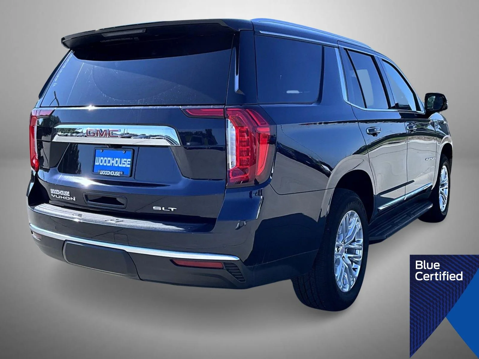Certified Used 2022 Blue GMC SLT image 5